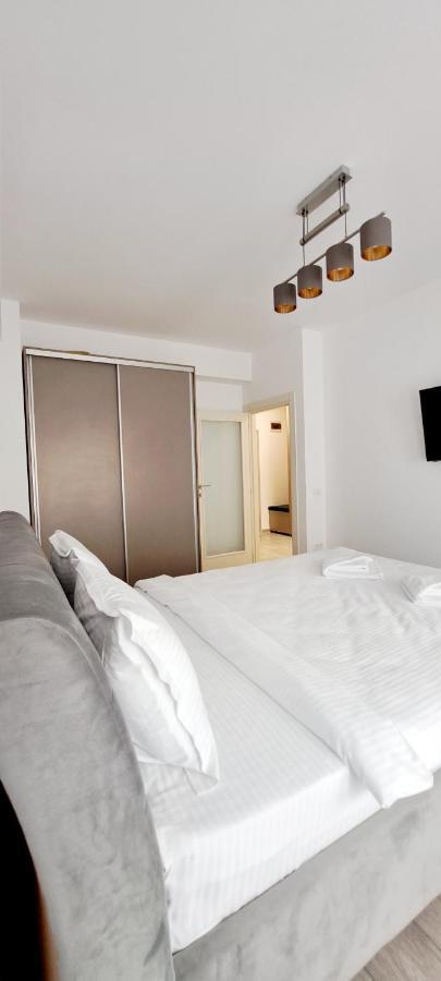 Relax Home Apartment Q Iasi Extérieur photo